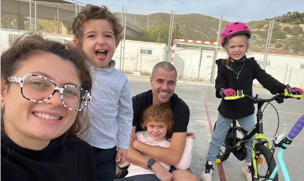 Familia